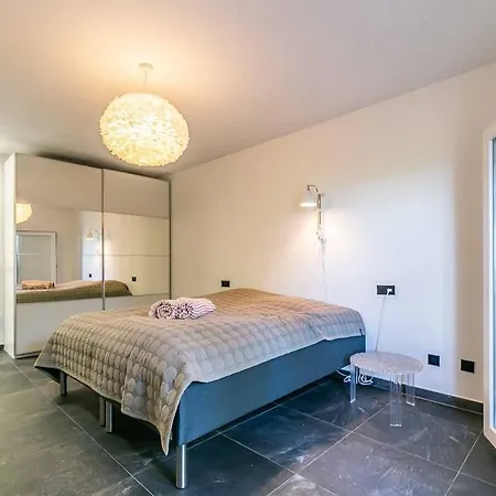 129 - Stunning Townhouse With Private Pool & Views, Benalmádena