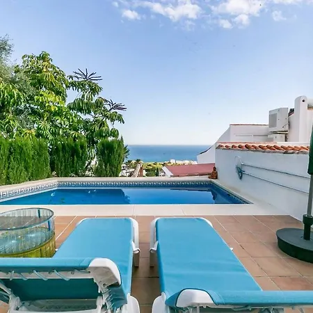 129 - Stunning Townhouse With Private Pool & Views, Daire *