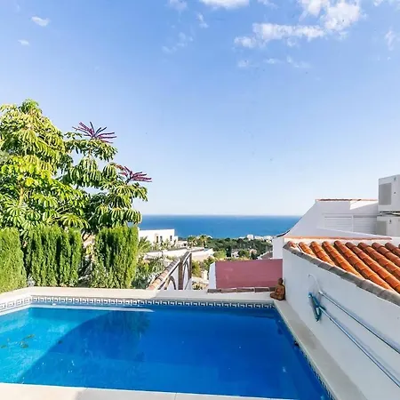 129 - Stunning Townhouse With Private Pool & Views, Daire Benalmádena