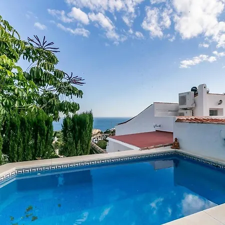 Daire 129 - Stunning Townhouse With Private Pool & Views, Benalmádena